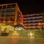 Arsi Hotel 4*