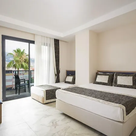 Arsi Hotel 4*